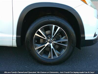 2016 Toyota Highlander XLE   - Photo 54 - Mesa, AZ 85202