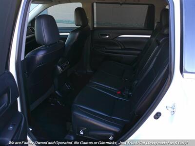 2016 Toyota Highlander XLE   - Photo 19 - Mesa, AZ 85202