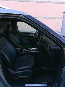 2020 Ford Explorer Limited   - Photo 32 - Mesa, AZ 85202