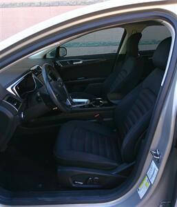 2015 Ford Fusion SE   - Photo 11 - Mesa, AZ 85202