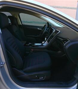 2015 Ford Fusion SE   - Photo 24 - Mesa, AZ 85202