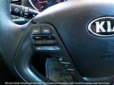 2016 Kia Forte5 LX   - Photo 38 - Mesa, AZ 85202