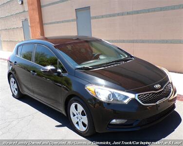 2016 Kia Forte5 LX   - Photo 1 - Mesa, AZ 85202