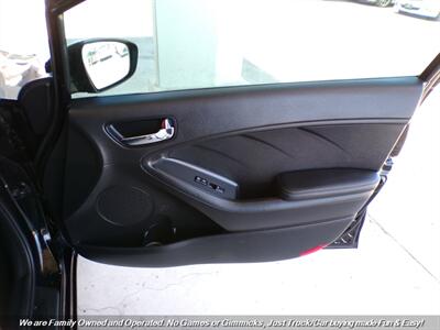 2016 Kia Forte5 LX   - Photo 29 - Mesa, AZ 85202