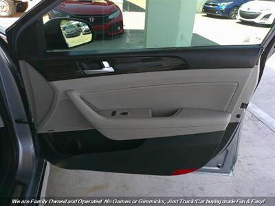 2016 Hyundai Sonata Limited   - Photo 31 - Mesa, AZ 85202