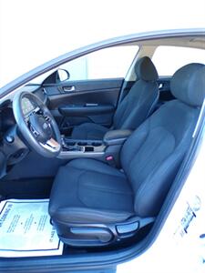 2020 Kia Optima LX - Photo 14 - Mesa, AZ 85202