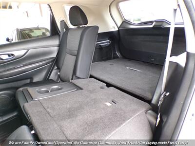 2020 Nissan Rogue SV   - Photo 18 - Mesa, AZ 85202