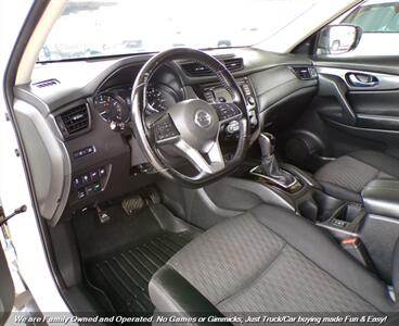 2020 Nissan Rogue SV   - Photo 10 - Mesa, AZ 85202