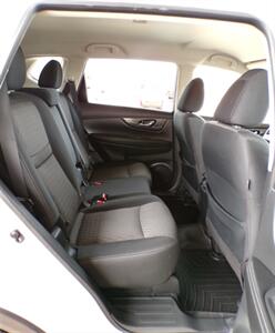 2020 Nissan Rogue SV   - Photo 21 - Mesa, AZ 85202
