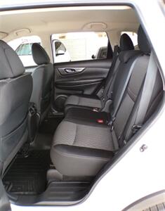 2020 Nissan Rogue SV   - Photo 16 - Mesa, AZ 85202
