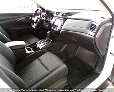 2020 Nissan Rogue SV   - Photo 25 - Mesa, AZ 85202