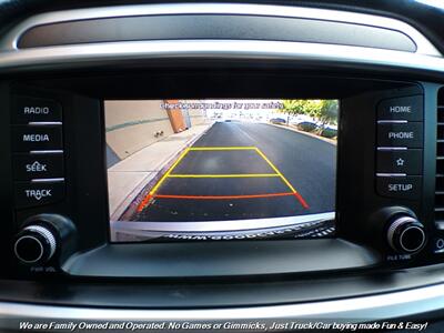 2020 Kia Sorento LX - Photo 39 - Mesa, AZ 85202
