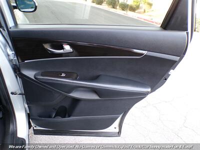 2020 Kia Sorento LX - Photo 28 - Mesa, AZ 85202