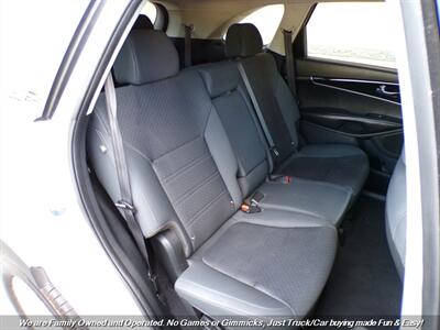 2020 Kia Sorento LX - Photo 25 - Mesa, AZ 85202