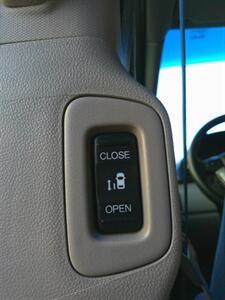 2016 Honda Odyssey SE   - Photo 30 - Mesa, AZ 85202