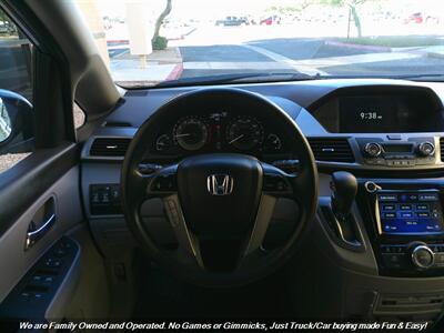 2016 Honda Odyssey SE   - Photo 43 - Mesa, AZ 85202