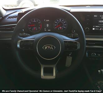 2021 Kia K5 LX   - Photo 28 - Mesa, AZ 85202