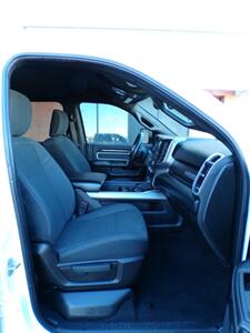 2019 RAM 2500 Crew Cab Big Horn 4X4   - Photo 32 - Mesa, AZ 85202