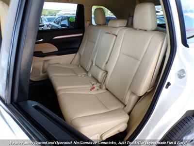 2015 Toyota Highlander XLE - Photo 19 - Mesa, AZ 85202