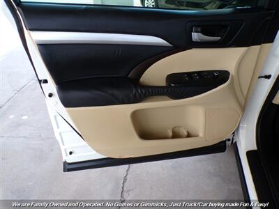 2015 Toyota Highlander XLE - Photo 11 - Mesa, AZ 85202