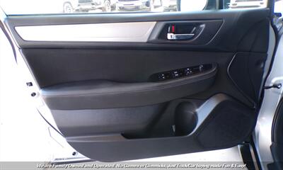 2019 Subaru Outback 2.5i Premium - Photo 9 - Mesa, AZ 85202