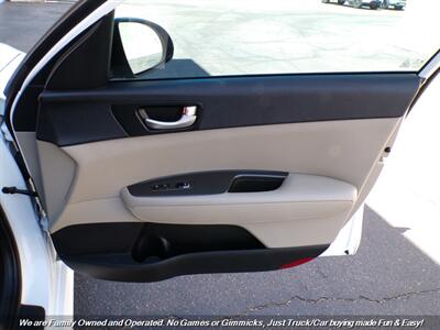 2018 Kia Optima LX   - Photo 29 - Mesa, AZ 85202