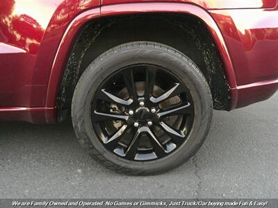 2020 Jeep Grand Cherokee Altitude   - Photo 49 - Mesa, AZ 85202