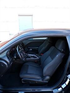 2017 Dodge Challenger R/T   - Photo 15 - Mesa, AZ 85202