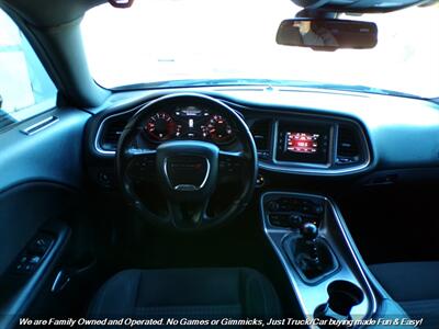 2017 Dodge Challenger R/T   - Photo 25 - Mesa, AZ 85202