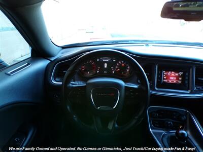 2017 Dodge Challenger R/T   - Photo 13 - Mesa, AZ 85202