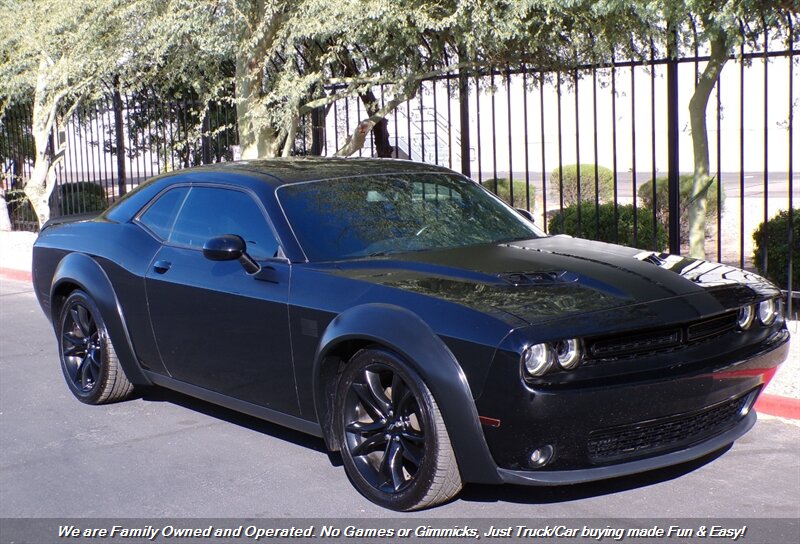 2017 Dodge Challenger R/T   - Photo 1 - Mesa, AZ 85202
