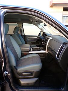 2017 RAM 1500 Crew Cab Big Horn   - Photo 29 - Mesa, AZ 85202