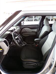 2015 Kia Soul +   - Photo 16 - Mesa, AZ 85202