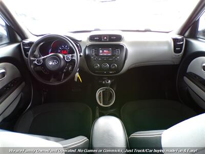 2015 Kia Soul +   - Photo 31 - Mesa, AZ 85202