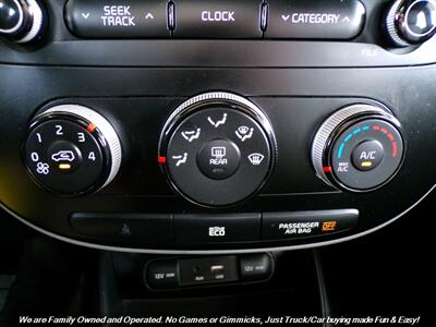 2015 Kia Soul +   - Photo 37 - Mesa, AZ 85202