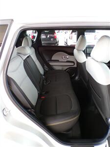 2015 Kia Soul +   - Photo 24 - Mesa, AZ 85202
