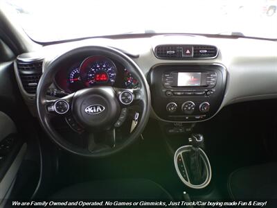 2015 Kia Soul +   - Photo 33 - Mesa, AZ 85202
