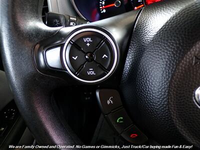 2015 Kia Soul +   - Photo 39 - Mesa, AZ 85202