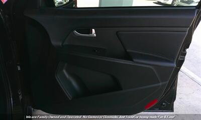 2013 Kia Sportage LX   - Photo 22 - Mesa, AZ 85202