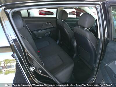 2013 Kia Sportage LX   - Photo 19 - Mesa, AZ 85202