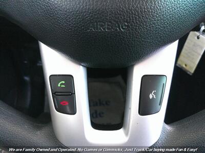 2013 Kia Sportage LX   - Photo 33 - Mesa, AZ 85202