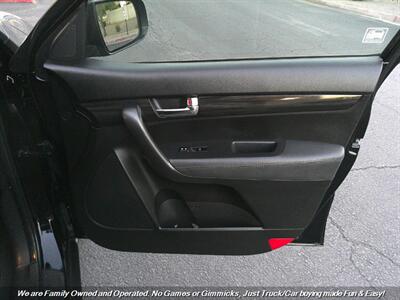 2013 Kia Sorento LX - Photo 29 - Mesa, AZ 85202