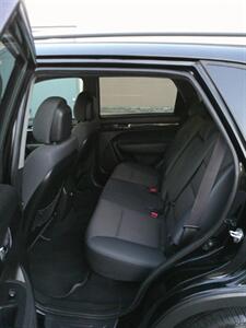 2013 Kia Sorento LX - Photo 20 - Mesa, AZ 85202