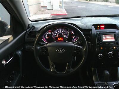 2013 Kia Sorento LX - Photo 14 - Mesa, AZ 85202