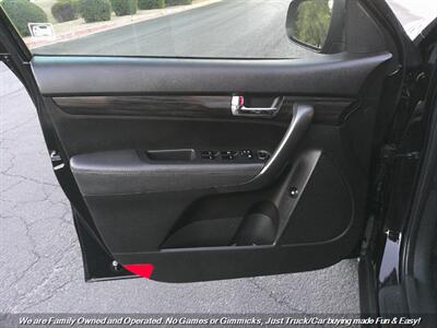 2013 Kia Sorento LX - Photo 12 - Mesa, AZ 85202