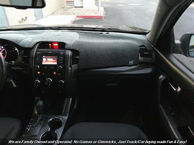 2013 Kia Sorento LX - Photo 32 - Mesa, AZ 85202