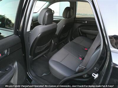 2013 Kia Sorento LX - Photo 19 - Mesa, AZ 85202