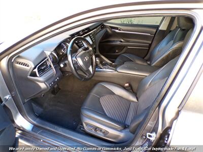 2019 Toyota Camry SE   - Photo 14 - Mesa, AZ 85202