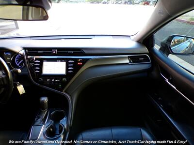 2019 Toyota Camry SE   - Photo 30 - Mesa, AZ 85202