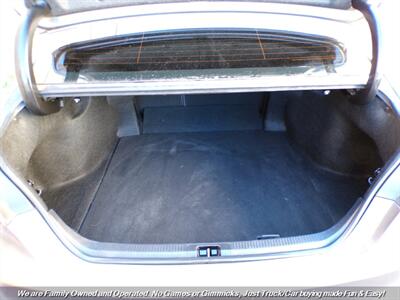 2019 Toyota Camry SE   - Photo 9 - Mesa, AZ 85202